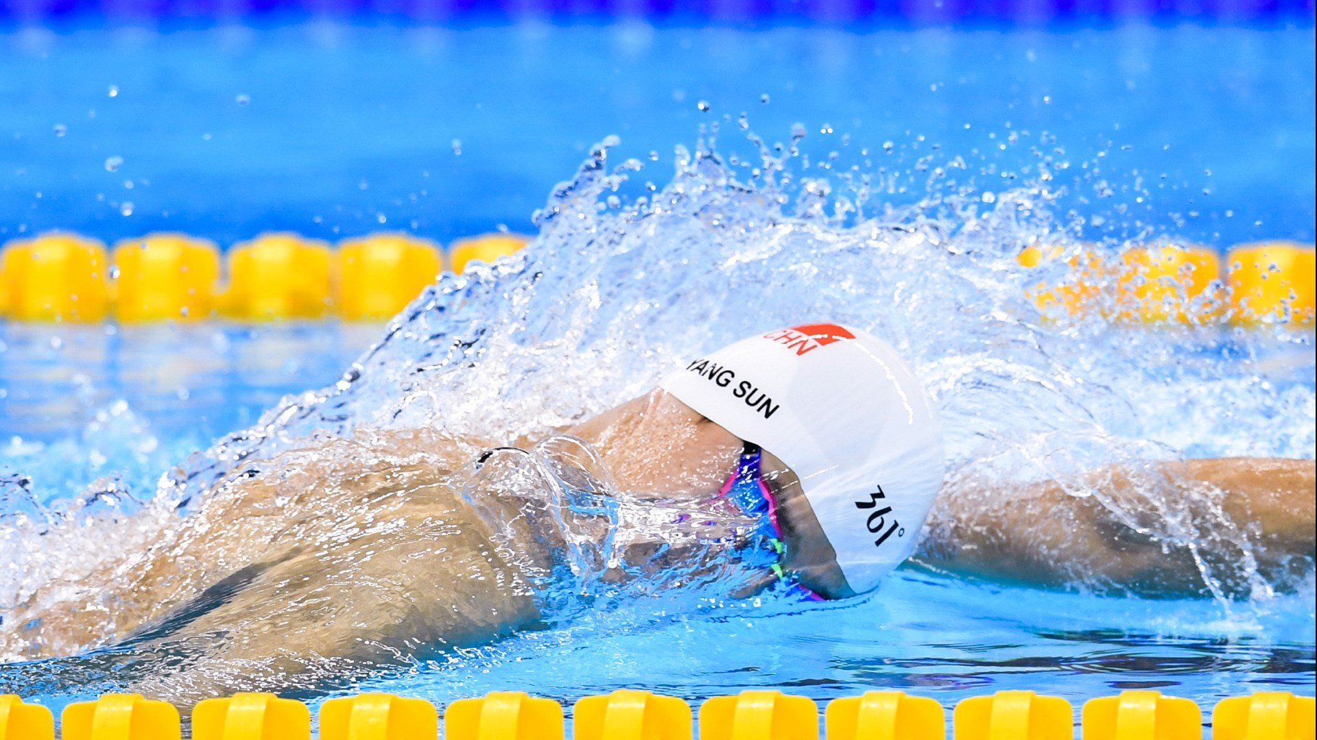 开云体育最新地址-【比赛精彩】马克·塞尔比极限防守，技惊四座，马克塞尔比的球杆