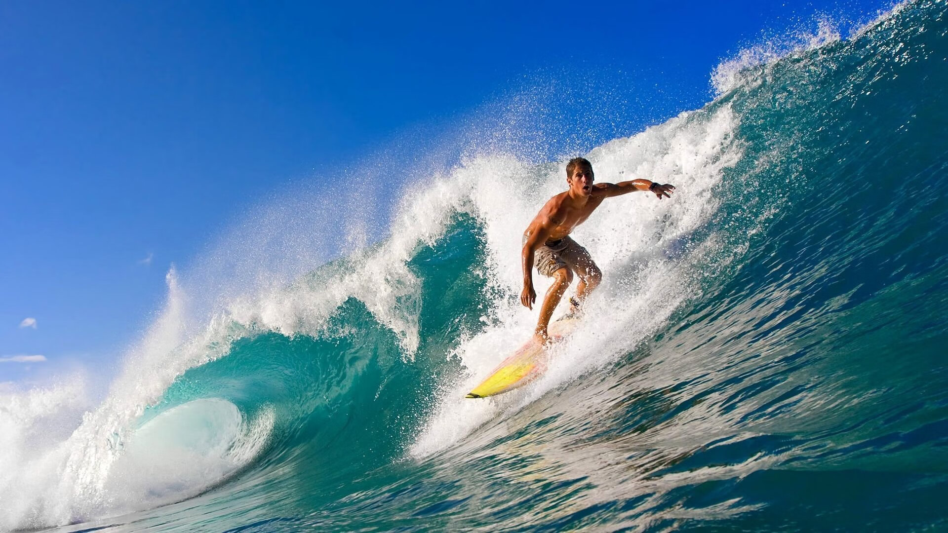 开云·体育全站登录地址-巴萨在欧冠决赛中2-0战胜多特蒙德，夺得第六座欧冠奖杯，巴萨欧冠夺冠视频